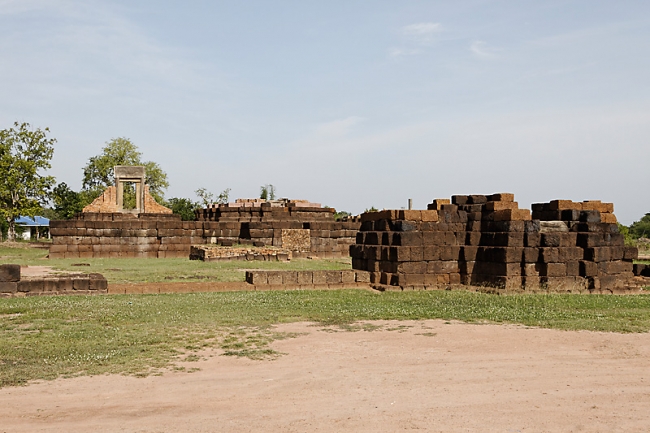 63-Ku Ban Prasat-009